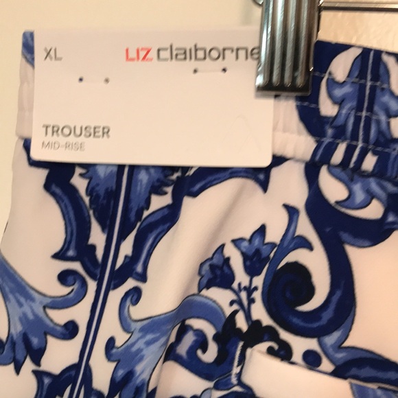 NEW Liz Claiborne Straight Fit Straight Trouser. XL - Picture 6 of 9